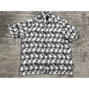 Claiborne Shirt Mens Large Multicolor Button Up Short Sleeve Rayon Tropical‎